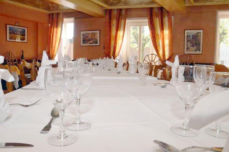 Hotel Du Commerce Pont-de-Vaux Zewnętrze zdjęcie
