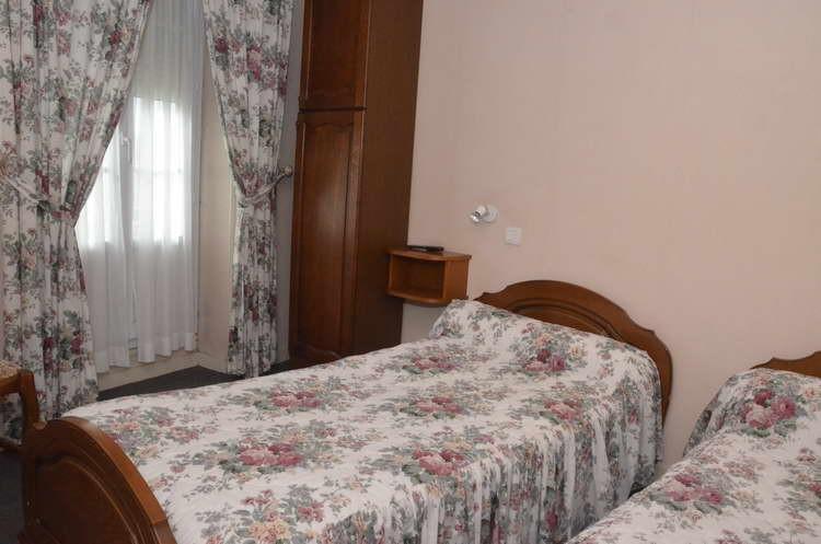 Hotel Du Commerce Pont-de-Vaux Zewnętrze zdjęcie